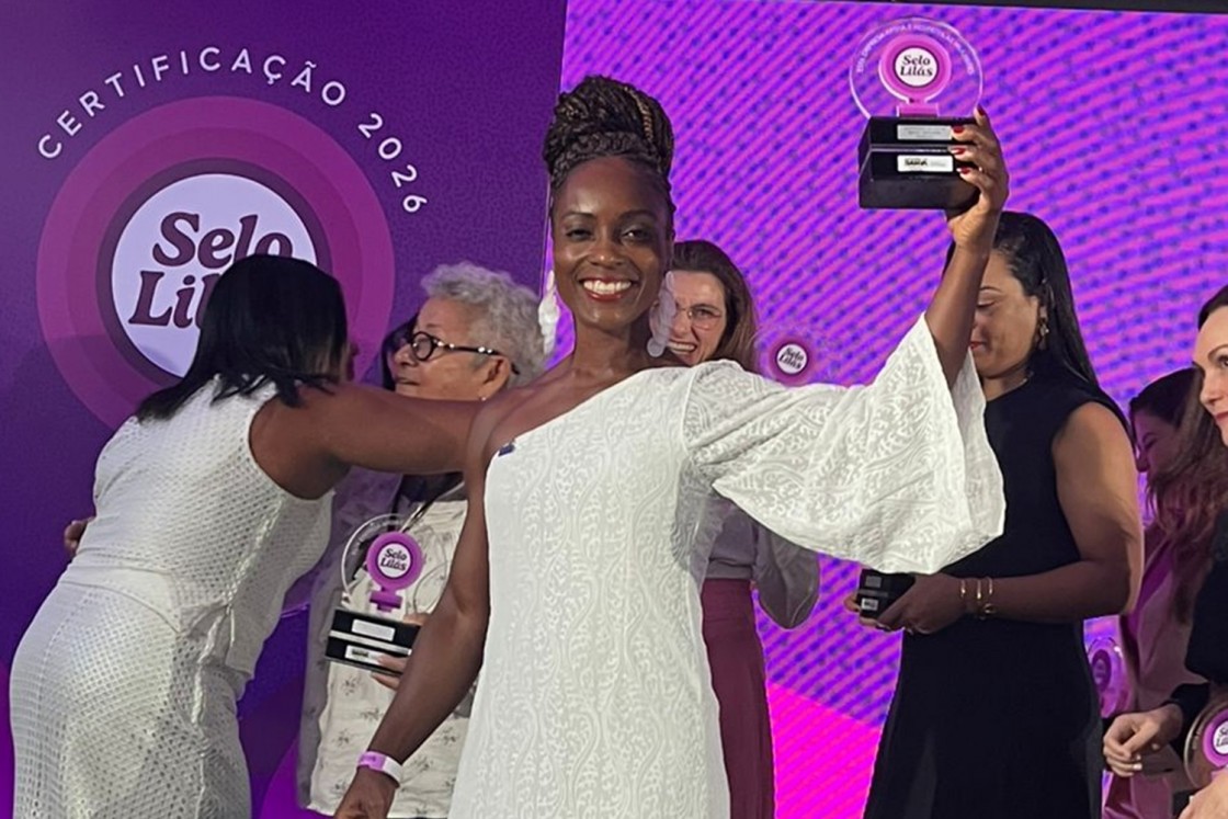 Bahiag&aacute;s recebe Selo Lil&aacute;s e refor&ccedil;a compromisso com equidade de g&ecirc;nero